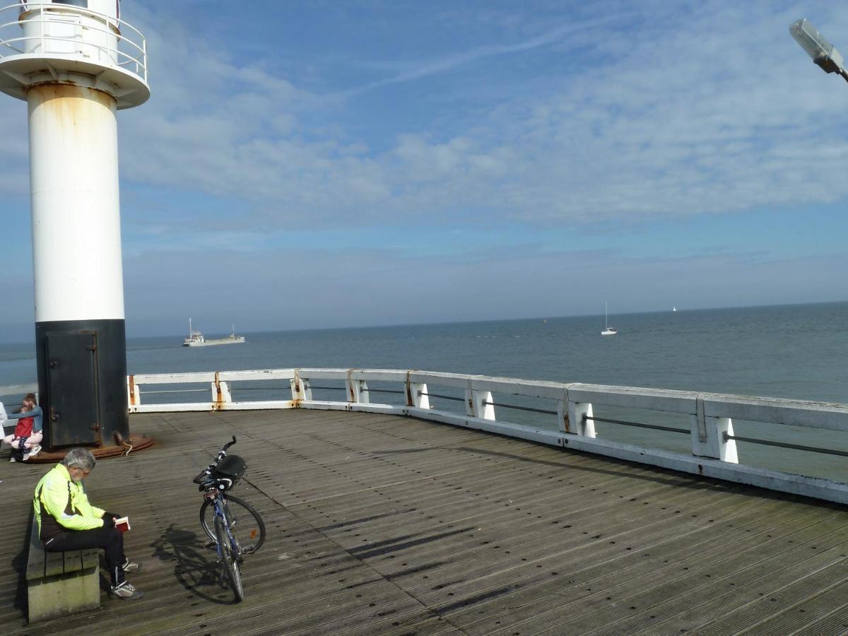 Dodo Des Iles Bed & Breakfast Koksijde Bagian luar foto