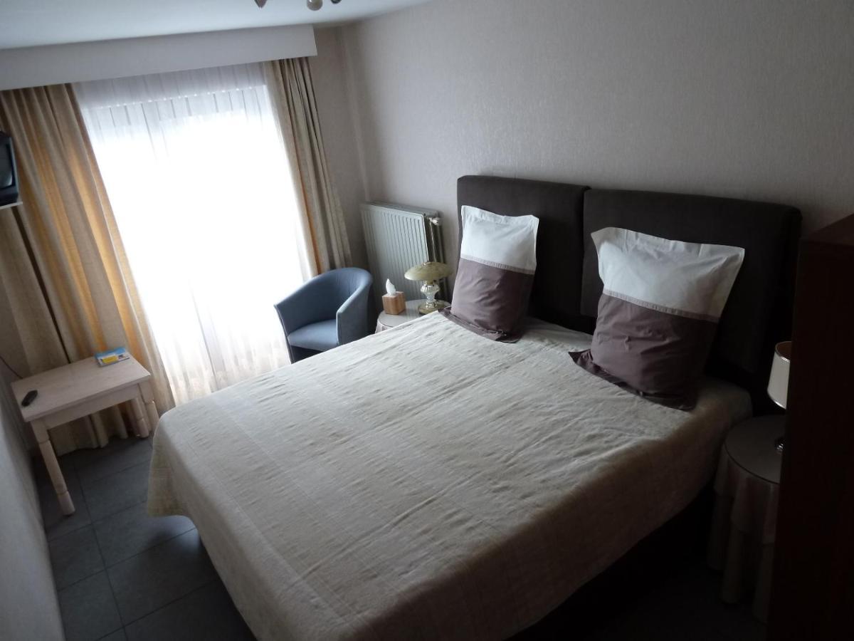 Dodo Des Iles Bed & Breakfast Koksijde Bagian luar foto